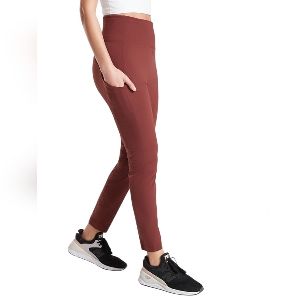 Athleta Trekkie Hybrid Crop Tight Legging Congac Brown size 0